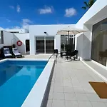 Casa Guayo * Tías